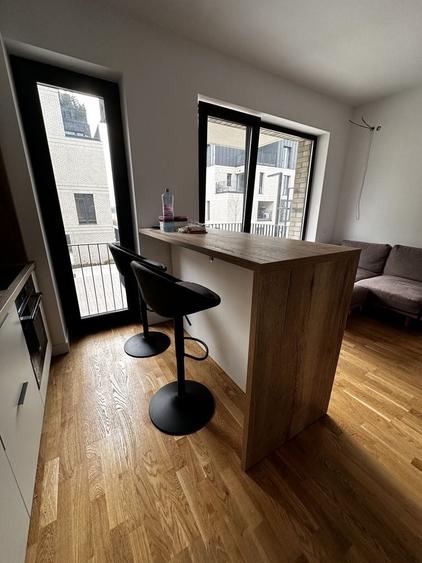 Apartament cu 2 camere semidecomandat, mobilat în Pipera
