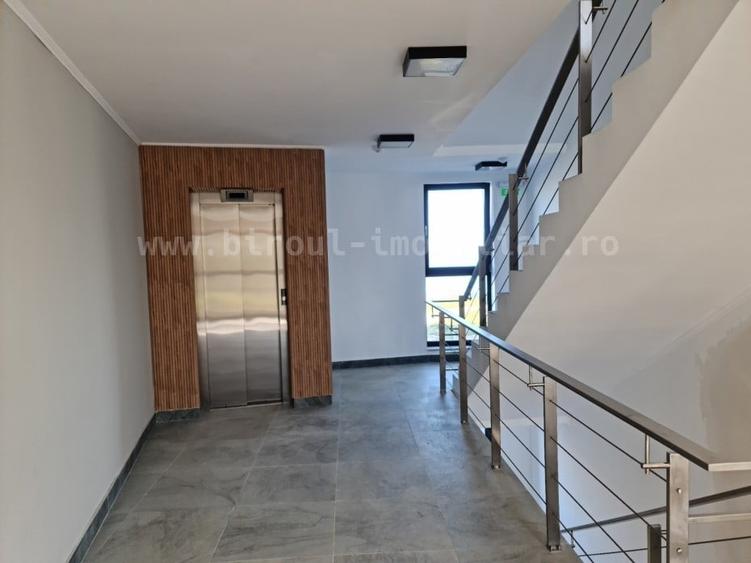 Apartament cu 2 camere decomandat în Est