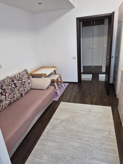 Apartament cu 3 camere, mobilat în Tomis Plus