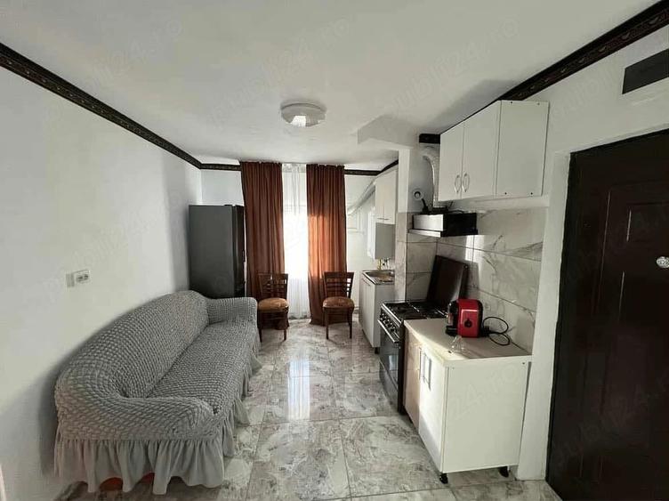Apartament cu 2 camere semidecomandat în Central