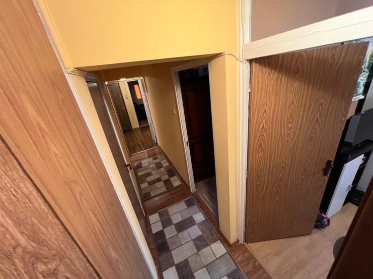 Apartament cu 3 camere decomandat în Militari
