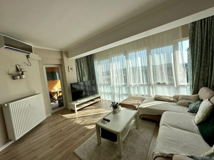Apartament cu 2 camere nedecomandat în Nufărul