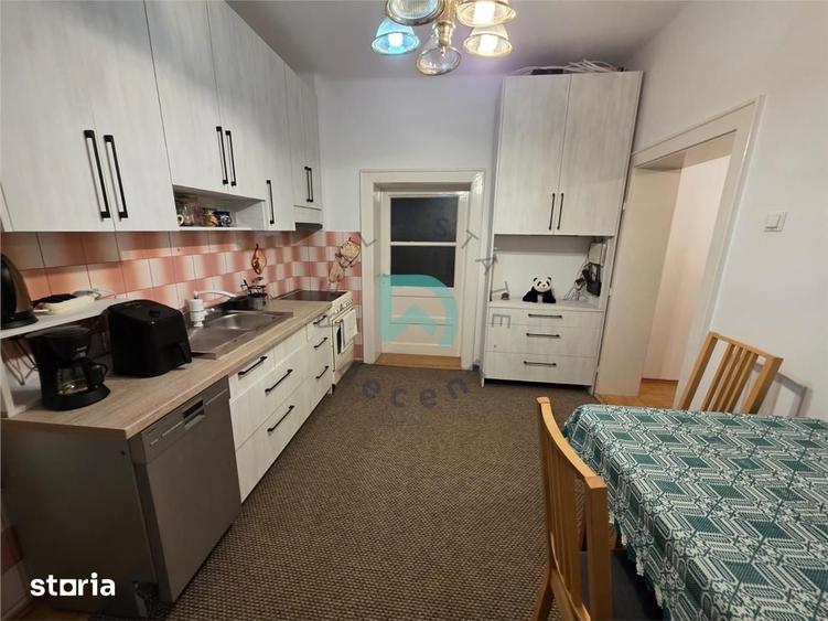 Apartament cu 2 camere decomandat, mobilat în Lupeni