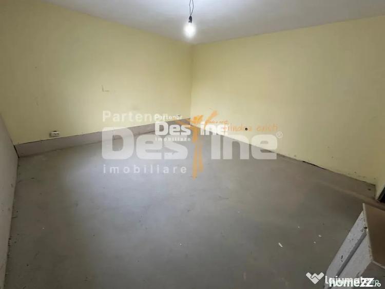 Casă cu 3 camere cu Teren 450 Mp în Central