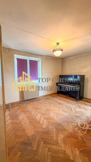 Apartament cu 3 camere decomandat în Barbu Văcărescu