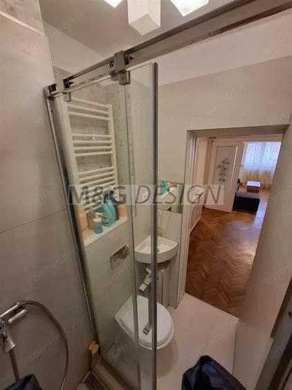 Apartament cu 5 camere decomandat, mobilat în Central
