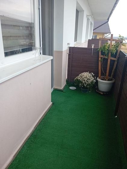 Apartament cu 2 camere decomandat în Sânpetru