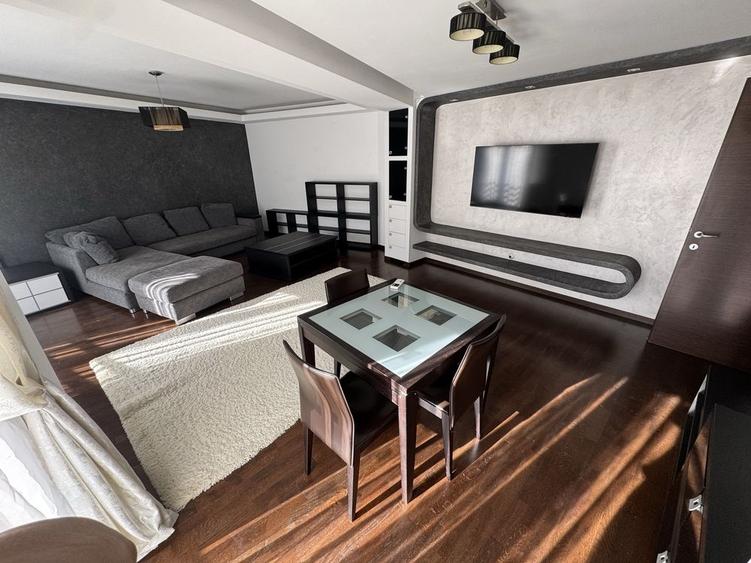 Apartament cu 2 camere decomandat, mobilat în Decebal
