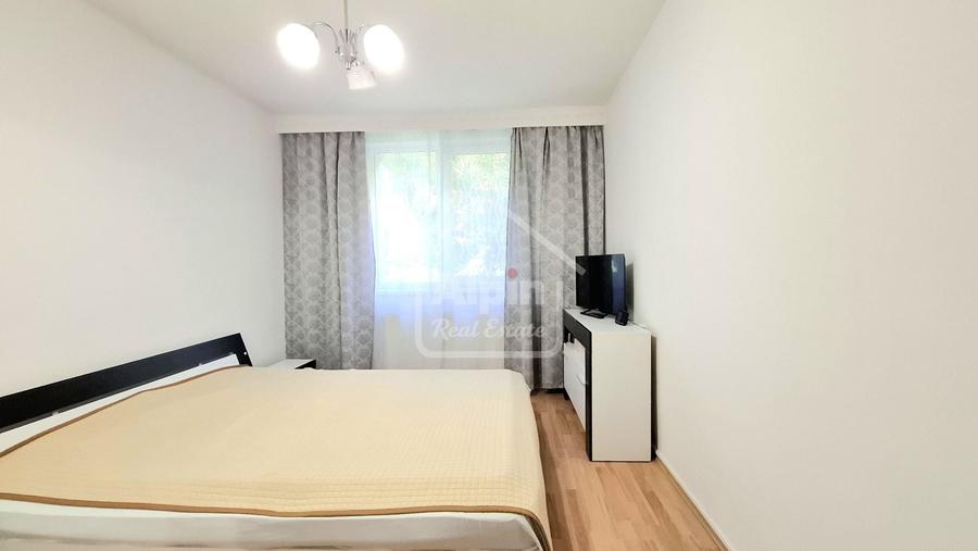 Apartament cu 2 camere decomandat, mobilat în Hărmanului