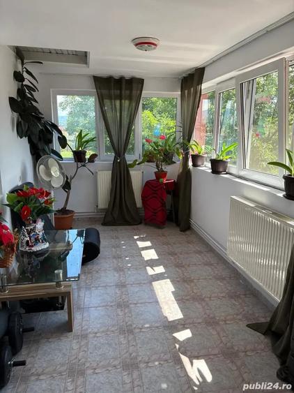 Casă cu 5 camere în Călimănești