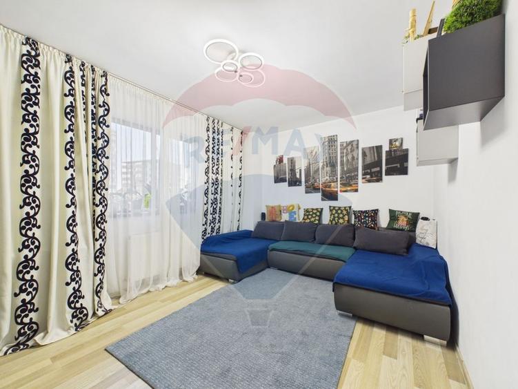 Apartament cu 3 camere decomandat, mobilat în Sălaj
