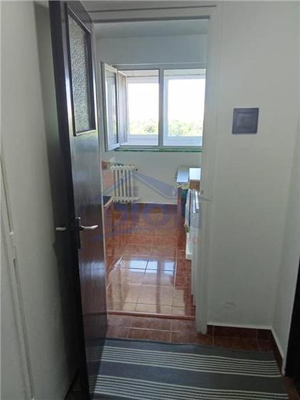 Apartament cu 2 camere semidecomandat în Liviu Rebreanu