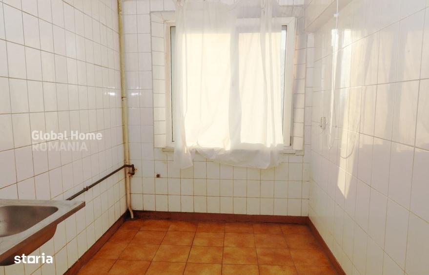 Apartament cu 3 camere în 1 Mai