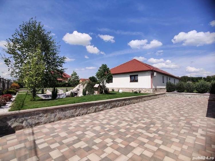 Casă cu 4 camere în Central