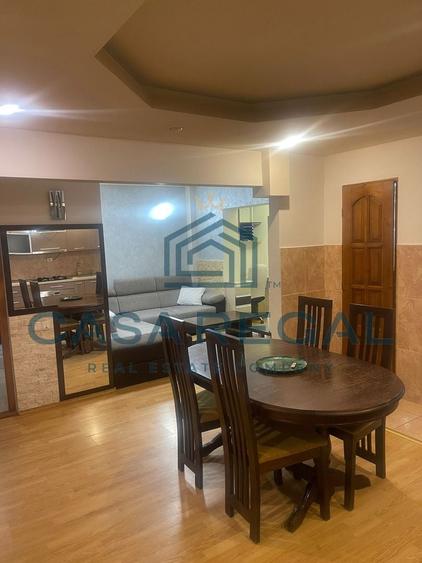 Apartament cu 3 camere decomandat, mobilat în Decebal