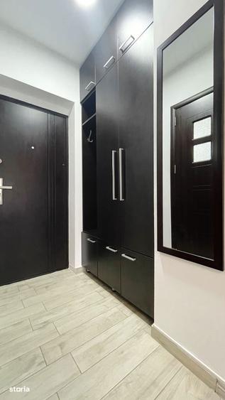 Garsonieră semidecomandată în Titan