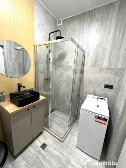 Apartamnt cu o camera, 21 mp, complet renovat, zona Calea F - 4