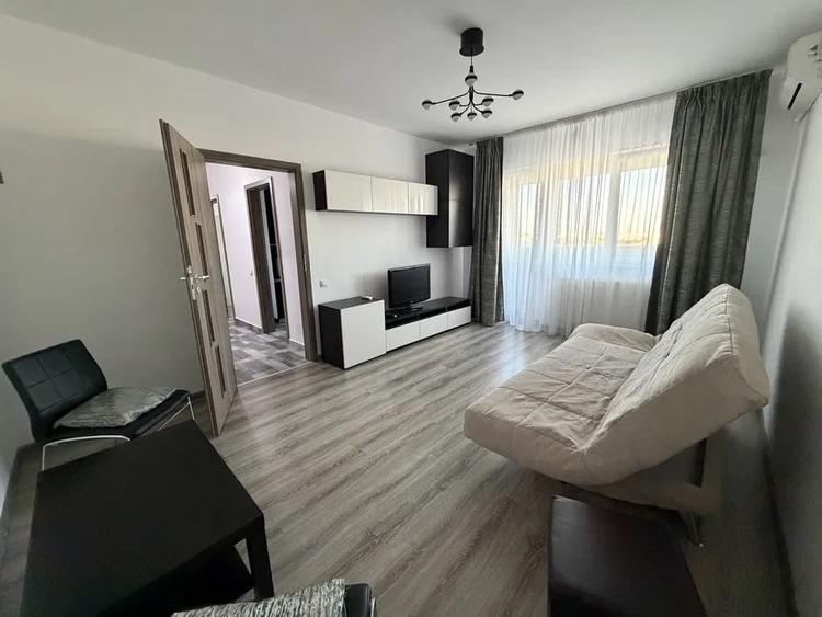 Apartament cu 2 camere decomandat, mobilat în Păcii