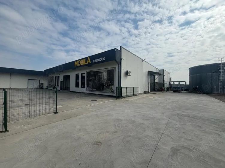 Spațiu comercial, de 780 mp, în Periferie