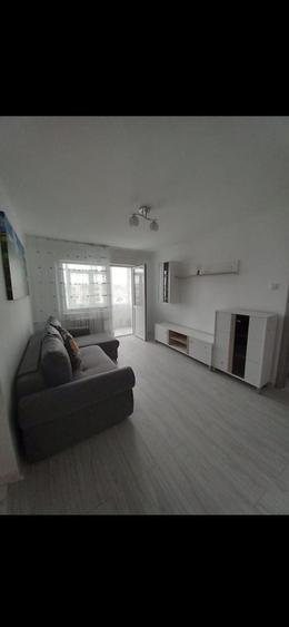Apartament cu 2 camere semidecomandat în Trivale