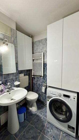 Apartament cu 3 camere decomandat, mobilat în Ultracentral