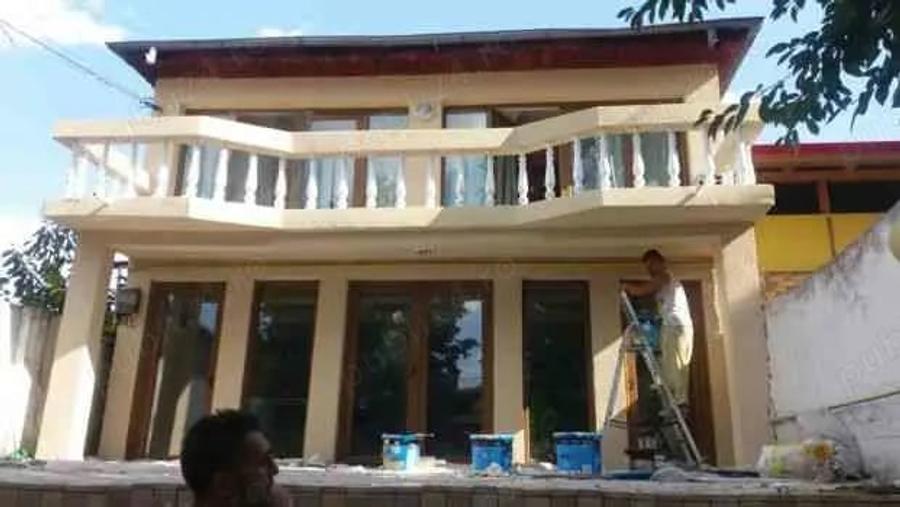 Casă cu 3 camere cu Teren 230 Mp în Central