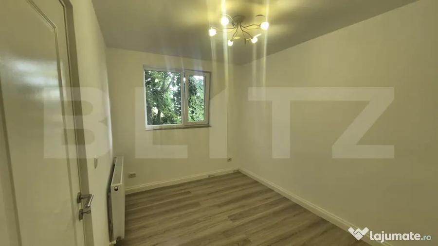 Apartament cu 2 camere de vanzare, 30.57 mp, Micro 14 - 1