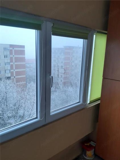Apartament cu 3 camere semidecomandat în Olimpia-Stadion