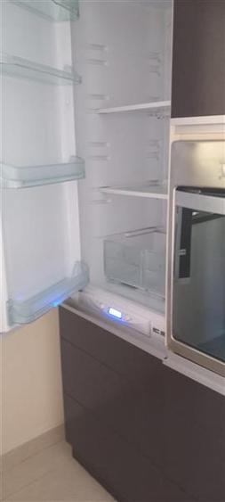 Casă individuală cu 5 camere cu Canalizare în Străulești