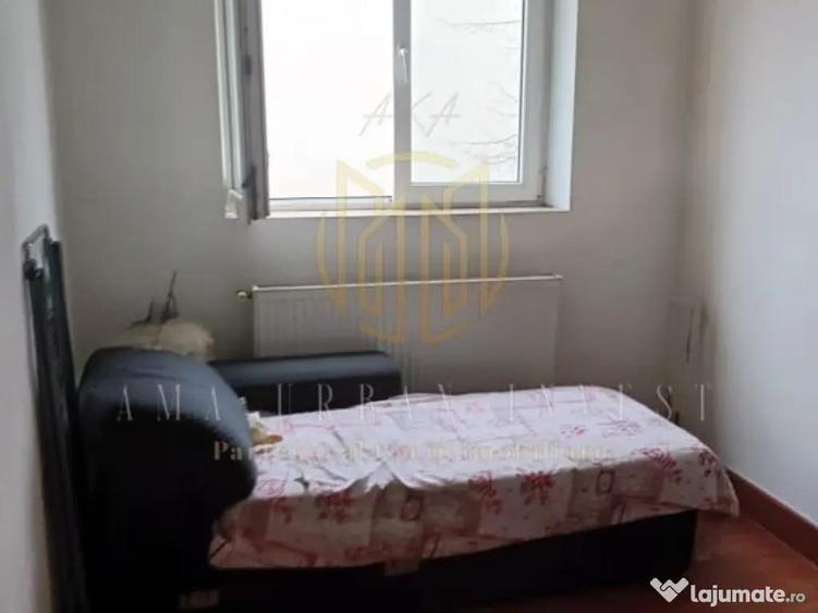 Apartament cu 3 camere decomandat în Mărgeanului