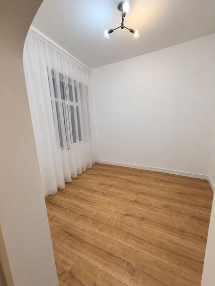 Apartament cu 2 camere decomandat în Exterior Vest
