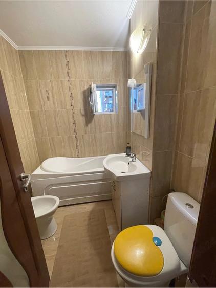 Apartament cu 3 camere decomandat în Ultracentral