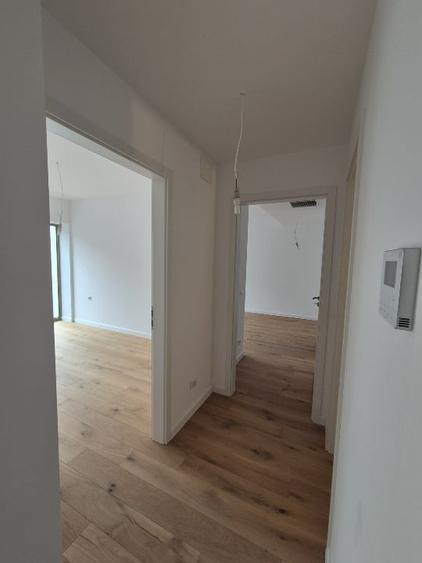 Apartament cu 3 camere în Băneasa
