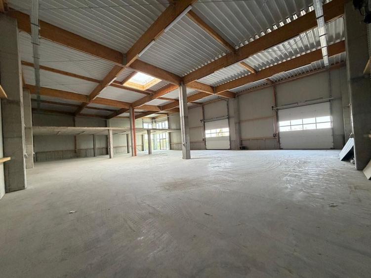 Spațiu comercial, de 600 mp, în Fundeni