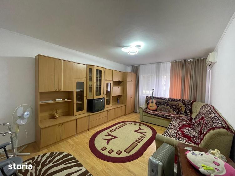 Apartament cu 2 camere, mobilat în Central