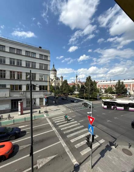 Apartament cu 2 camere semidecomandat în Central
