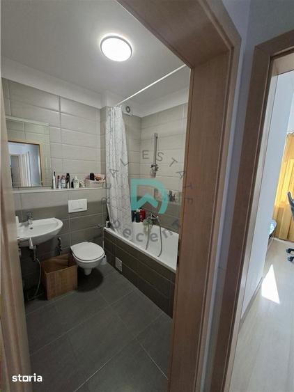 Apartament cu 3 camere în Tractorul