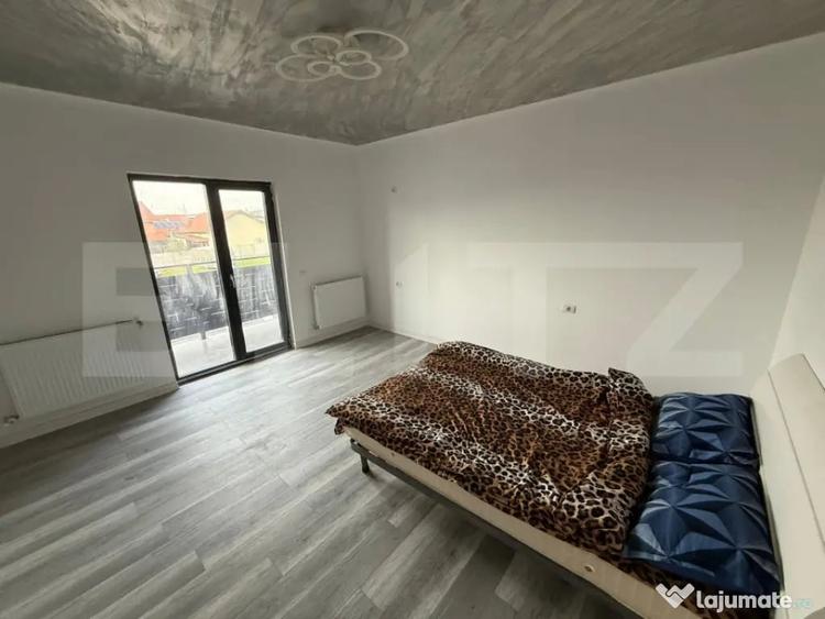 Casă cu 5 camere cu Teren 371 Mp în Central