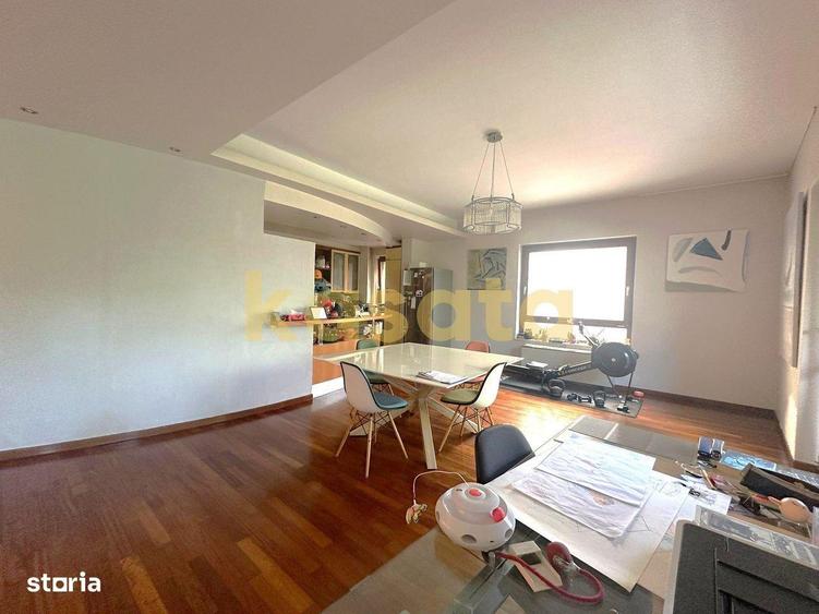 Apartament cu 4 camere în Primăverii
