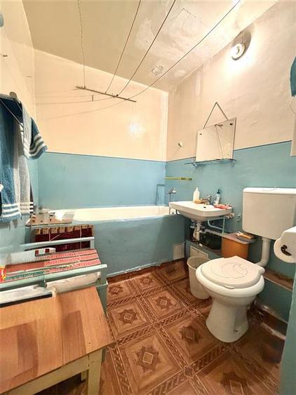 Apartament cu 3 camere decomandat în Rogerius