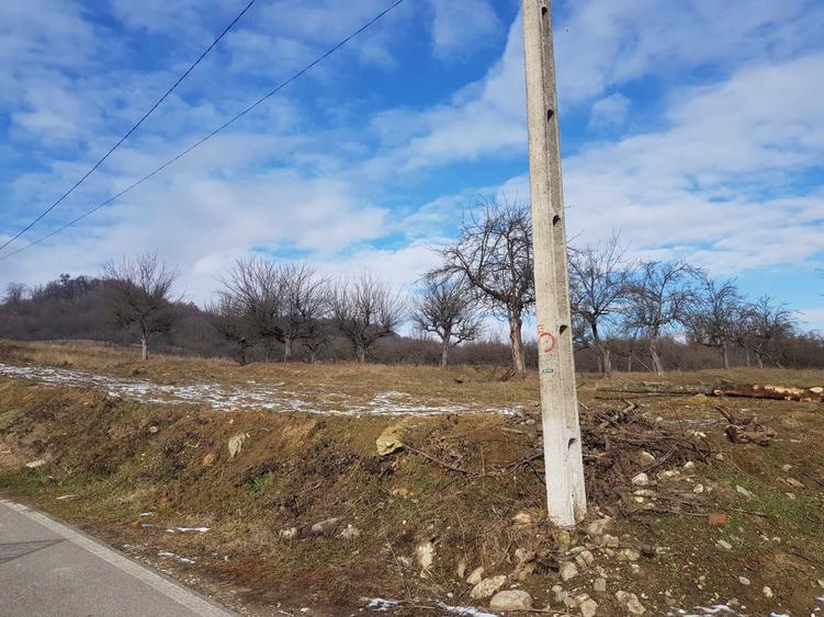 Spațiu comercial, în Stâlpeni