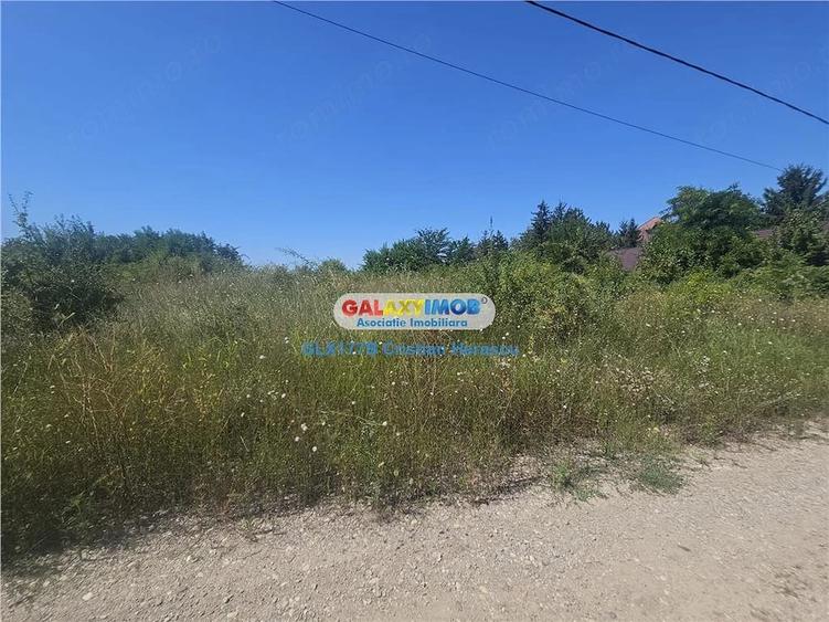 Teren de 2177 mp, în Grădiștea