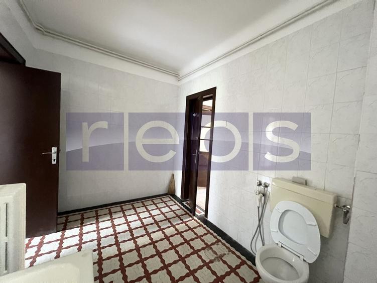 Apartament cu 4 camere circular în 1 Mai