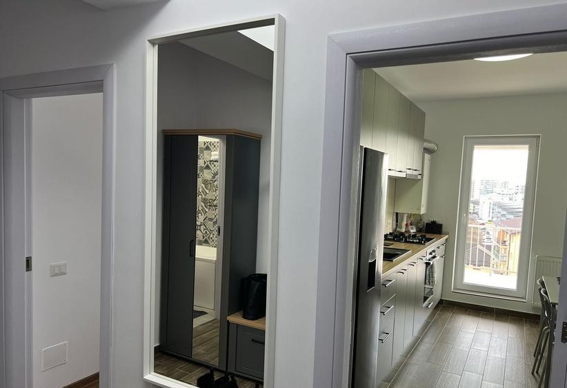 Apartament cu 2 camere decomandat în Titan