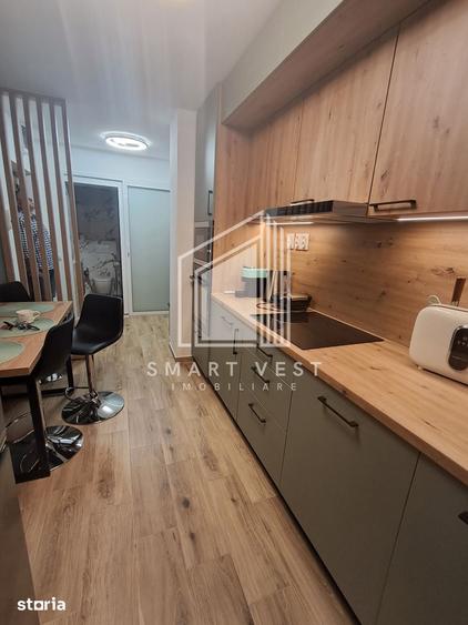Apartament cu 4 camere semidecomandat în Central