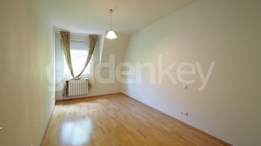 Duplex cu 6 camere cu Piscina în Pipera