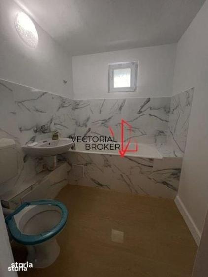 Apartament cu 3 camere decomandat în Dristor