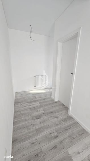 Apartament 3 camere cu parcare Leordeni. - 1