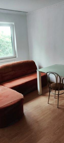 Apartament cu 2 camere semidecomandat, mobilat în Solidarității