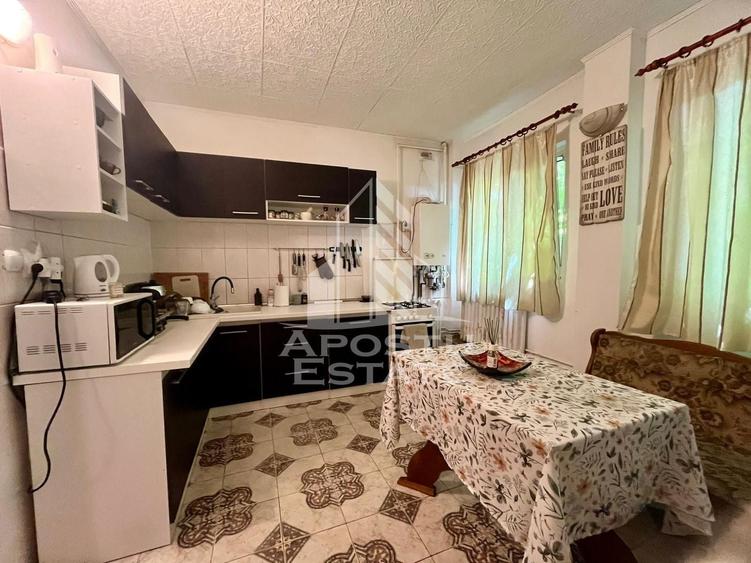 Apartament cu 2 camere decomandat, mobilat în Medicină